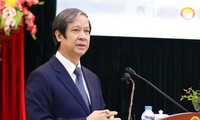 Bộ trưởng Nguyễn Kim Sơn 