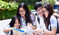 Điểm chuẩn lớp 10 chuyên của Hà Nội ba năm qua: Lớp nào, trường nào lấy cao nhất?