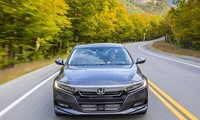 Honda triệu hồi hơn 230 nghìn xe Accord và Insight vì lỗi camera lùi