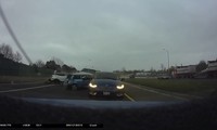 Vụ tai nạn với 5 chiếc ôtô trên đường cao tốc Canada