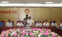 Cuộc họp trực tuyến của UBND tỉnh Nghệ An sáng ngày 14/9.
