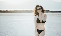 MC Thanh Mai gây &apos;choáng&apos; khi mặc bikini khoe body không tỳ vết ở tuổi 46