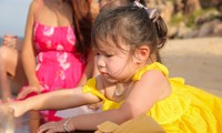Con gái siêu mẫu Hà Anh mới 2 tuổi đã có thể nói cả tiếng Anh lẫn tiếng Việt