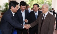 Hình ảnh Tổng Bí thư Nguyễn Phú Trọng làm việc với cán bộ chủ chốt Quảng Ninh