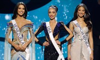 Hoa hậu Hoàn vũ 2022 cùng 2 Á hậu đến Việt Nam