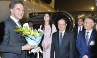 Thủ tướng Hà Lan đến Hà Nội, bắt đầu chuyến thăm chính thức Việt Nam