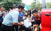 Lâm Đồng: Bị tai nạn gãy chân, nam sinh vẫn tiếp tục thi môn Toán