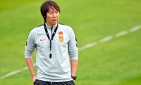 ĐT Trung Quốc &apos;chốt&apos; 33 cầu thủ sang Qatar chờ đấu Việt Nam, HLV kêu trời vì cổ động viên