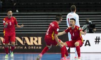 HLV Phạm Minh Giang tiết lộ &apos;doping&apos; tinh thần giúp Việt Nam vào vòng 1/8 World Cup Futsal