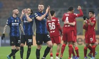 Thua dễ Liverpool, HLV Inter thở phào: May là không phải gặp họ hàng tuần