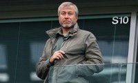 Tỷ phú Nga Abramovich chuyển giao quyền điều hành Chelsea