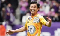 Tiền đạo già nhất Nhật Bản lập kỷ lục ghi bàn ở tuổi 55, chưa có ý định giải nghệ 