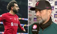 Vì sao HLV Klopp ăn mừng hờ hững sau cú đúp của Salah? 