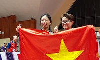 Hai người hùng của thể thao Việt Nam tặng tấm huy chương Vàng đầu tiên cho ai?