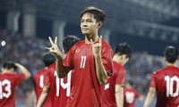 Người hùng Bùi Vĩ Hào tiết lộ lý do khiến U23 Việt Nam đá sung dưới cơn mưa tầm tã