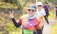Nữ đại biểu quốc hội chạy marathon: Là phụ nữ thật tuyệt!
