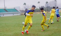 U23 Việt Nam: Thầy Park chờ Đình Trọng, Tiến Linh hồi phục