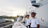 Tàu hộ vệ tên lửa Quang Trung cập cảng Vladivostok, bắt đầu thăm Nga