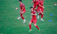 Park Hang Seo &apos;tung&apos; giáo án lạ trước trận gặp UAE