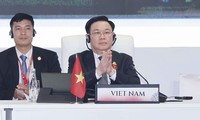 Chủ tịch Quốc hội phát biểu tại Phiên toàn thể thứ nhất AIPA-44 