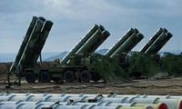 Cận cảnh ‘rồng lửa’ S-400 của Nga trấn giữ Crimea