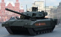Tăng T-14 Armata xuất hiện tại một buổi duyệt binh của quân đội Nga ở Quảng trường Đỏ. Ảnh: Tass