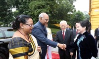Hình ảnh Tổng Bí thư, Chủ tịch nước đón Tổng thống Ấn Độ