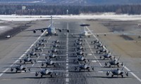 24 tiêm kích F-22 Mỹ tham gia cuộc tập trận ‘voi đi bộ’ độc đáo