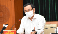 Bí thư Thành ủy Nguyễn Văn Nên tại điểm cầu Thành ủy TPHCM