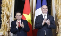 Thủ tướng Phạm Minh Chính hội đàm với Thủ tướng Pháp, chứng kiến lễ ký nhiều thoả thuận hợp tác