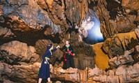 Tuyệt đẹp hang động mang tên một loài cá ở Hà Giang