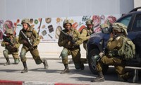 Khói bốc lên sau các cuộc không kích của Israel ở Dải Gaza ngày 19/11. (Ảnh: Reuters)