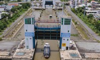 The most modern ship lock in Vietnam operates effectively during the drought and salty season