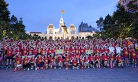 Phú Mỹ Hưng Runners hướng đến Tiền Phong Marathon 2024: Câu lạc bộ &apos;gia đình&apos;