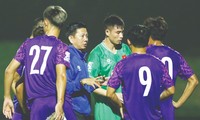 HLV Hoàng Anh Tuấn đã có tính toán kỹ lưỡng để U23 Việt Nam có thể tiến xa. Ảnh: Anh Đoàn