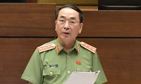 Thượng tướng Trần Quốc Tỏ phát biểu về quy định khai báo vũ khí thô sơ