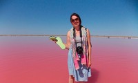 Bí ẩn hồ nước chuyển màu hồng vào tháng 8 hàng năm ở Siberia
