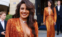 Hoa hậu Priyanka Chopra diện mốt không nội y, xẻ ngực sâu nóng bỏng