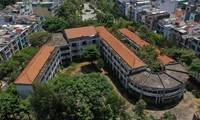 The school was built for nearly 20 billion VND and abandoned for 15 years in Ho Chi Minh City