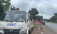 Cảnh sát giao thông Đắk Nông xử phạt đoàn xe mô tô &apos;khủng&apos; chạy ẩu