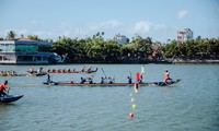 Giải đua thuyền ở Đắk Lắk tạm hoãn giữa chừng vì đội đua phản ứng