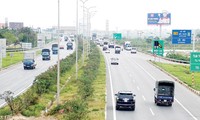 Cao tốc Hà Nội - Bắc Giang một trong những dự án được hưởng nhiều ưu đãi từ cơ chế chỉ định thầu. Ảnh: Trọng Đảng.