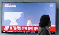 Triều Tiên thử tên lửa đạn đạo hôm Chủ nhật. Ảnh: YTN.