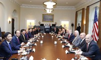 Chiều 31/5 tại Nhà Trắng, Tổng thống Mỹ Donald Trump đón và hội đàm với Thủ tướng Nguyễn Xuân Phúc. Ảnh: TTXVN.