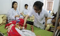 Nếu kết quả thử nghiệm vắc-xin sốt xuất huyết lần 3 đạt yêu cầu về tính an toàn và hiệu quả bảo vệ, trong năm 2018, vắc-xin này sẽ được lưu hành tại Việt Nam. Ảnh: Như Ý.