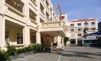 Yêu cầu trường cao đẳng “chui” giữa quận Hoàn Kiếm ngưng tuyển sinh