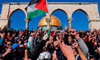 Biểu tình rầm rộ ở Trung Đông phản đối việc Mỹ công nhận Jerusalem là thủ đô của Israel. Ảnh: CNN.