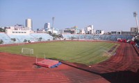 Sân vận động Chi Lăng đã được Ðà Nẵng bán cho Phạm Công Danh từ năm 2011, sau đó bị chia thành 14 lô để cầm cố ngân hàng. Ảnh: Nguyễn Thành.