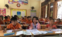Học sinh lớp 3A5 trong giờ học chiều ngày 5/4. Ảnh: Nguyễn Hà.