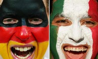 Cầu thủ Mexico (trái) sẽ có trận đấu khó khăn trước đội tuyển Đức.